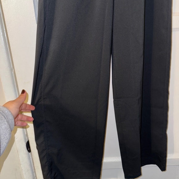 Women Reeboks Training Black Pants XS - Picture 2 of 4